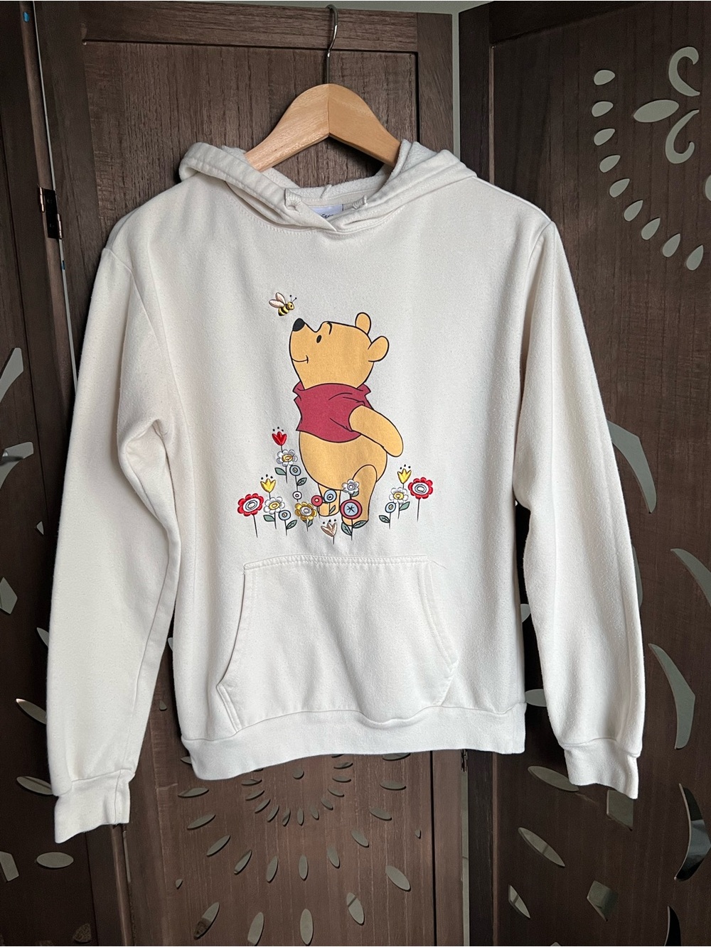 Disney Cream Winnie the Pooh Crewneck Hoodie with Embroidered Floral Graphic S